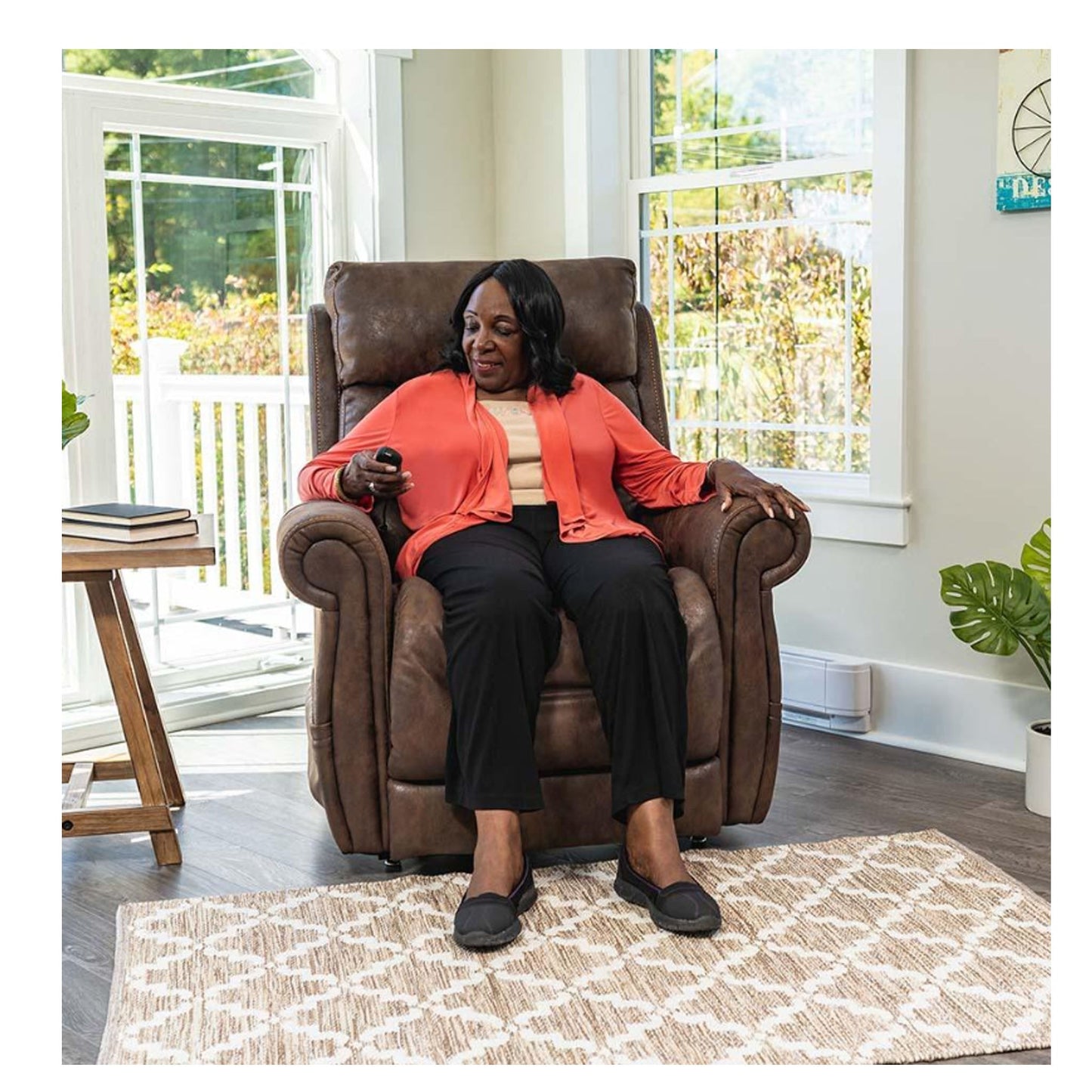 Pride Mobility PLR-935 Tranquil 2 Viva Lift Power Recliner